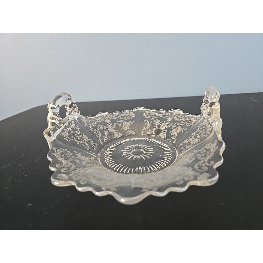 Cambridge Glass‎ Chantilly Etched Flora Leaves Clear Bon-Bon Candy Dish